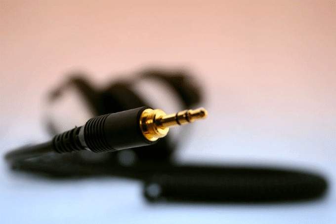 1/8" audio jack