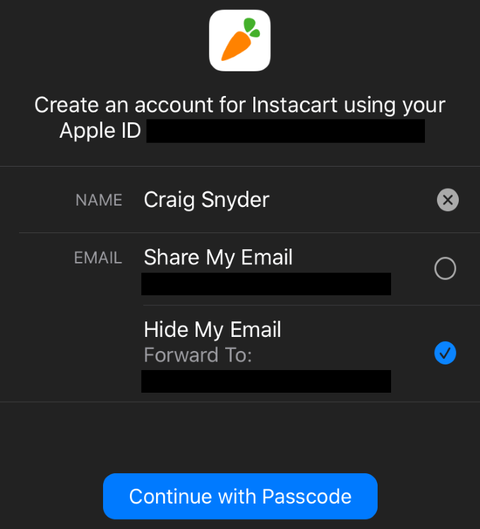 Hide My Email option in sign in with Apple 