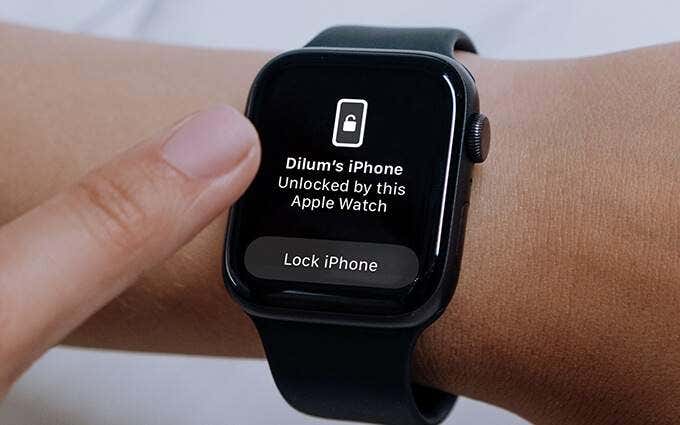 How to unlock iphone with apple watch