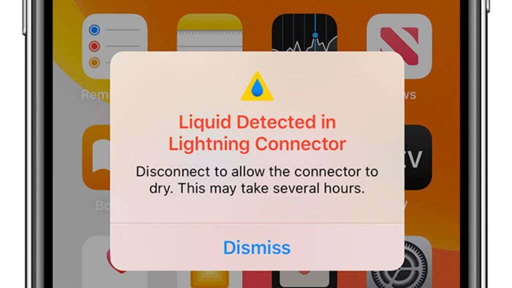 В разъеме Lightning обнаружена жидкость. Liquid detected. Liquid detected in Lightning Connector. Зарядка недоступна в разъеме Lightning обнаружена жидкость.