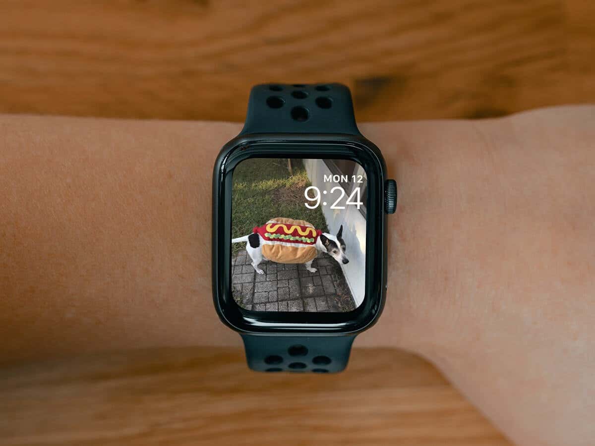 How to Change Your Apple Watch Face or Wallpaper image 1