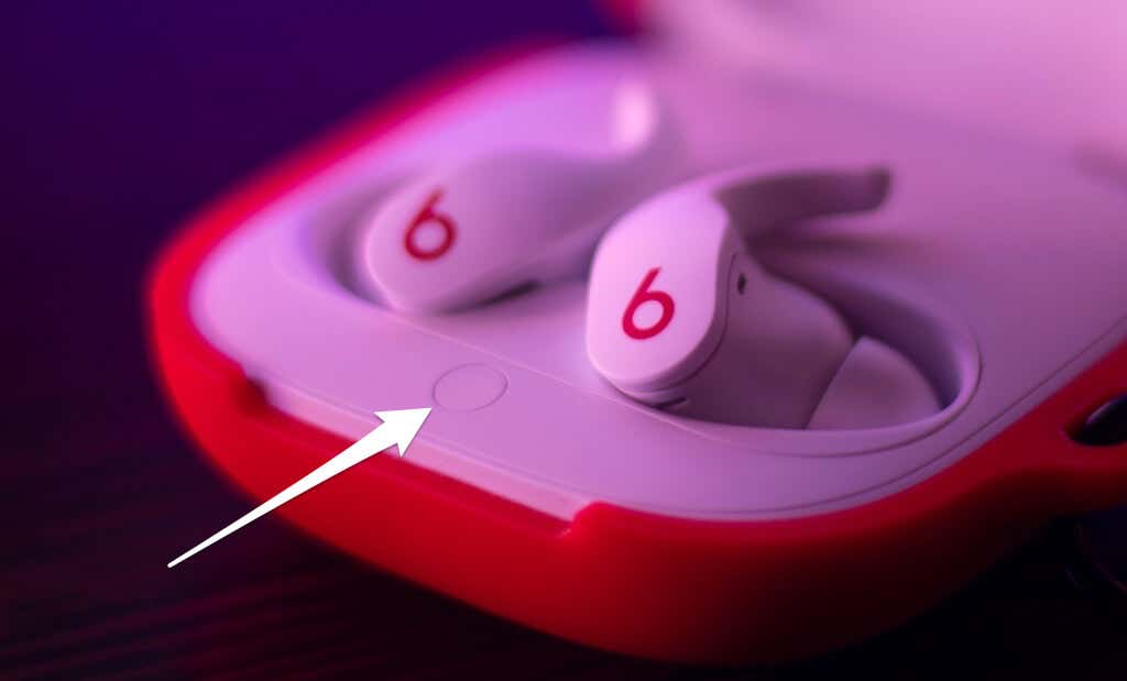 akavet Hofte ironi How to Reset Your Beats Earbuds or Headphones